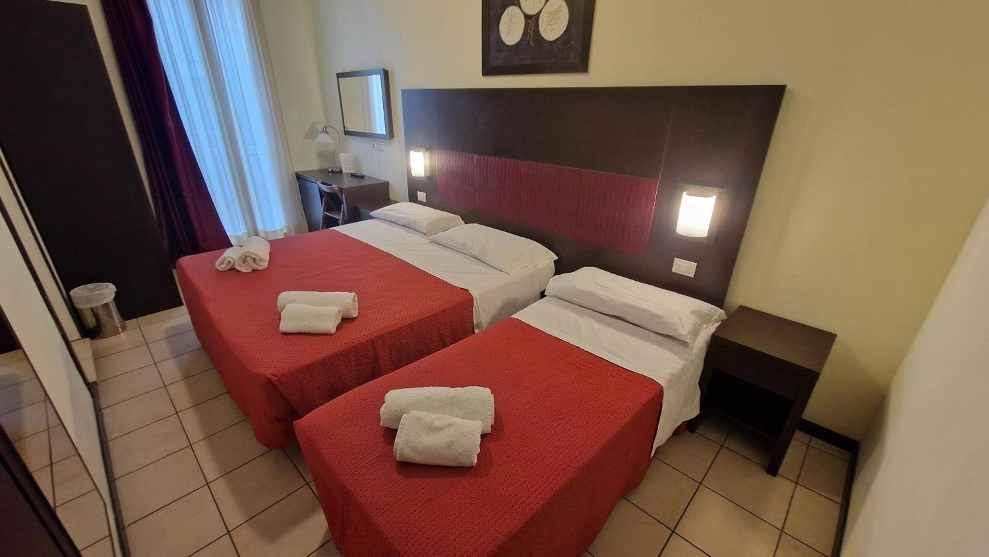 רימיני Hotel Alibi מראה חיצוני תמונה