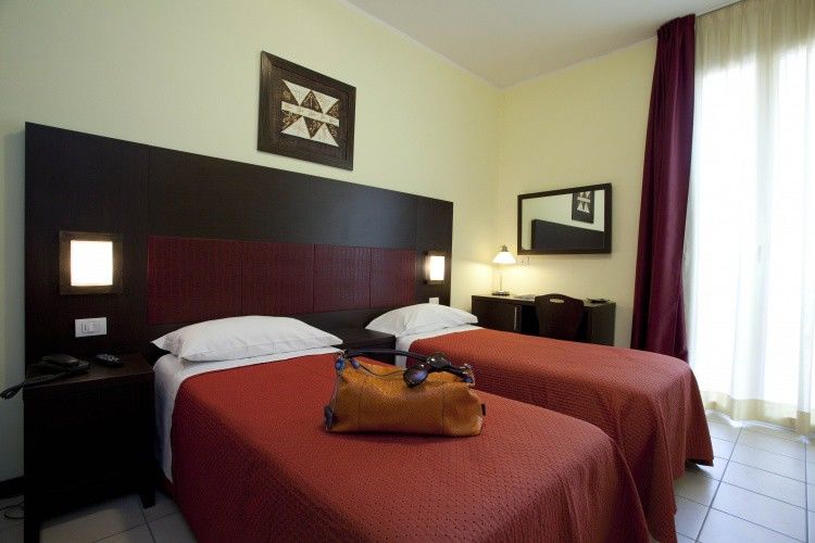 רימיני Hotel Alibi מראה חיצוני תמונה